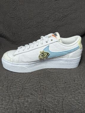 Nike Blazer Low Platform SE Next Nature Air sprung White-Blue Leather Women Sz 6